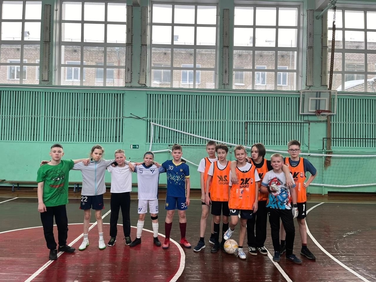 Футбол в школе.